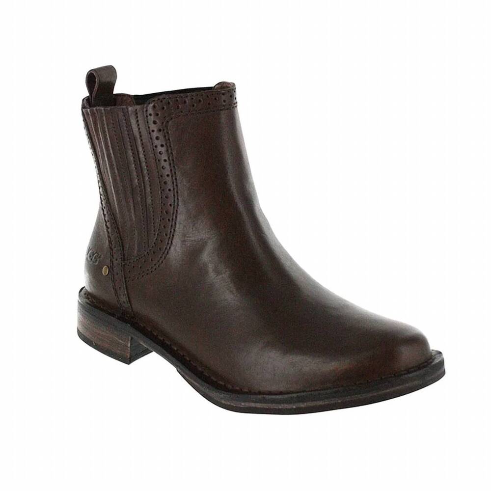 NEW UGG women's caraby chelsea boot in chocolate